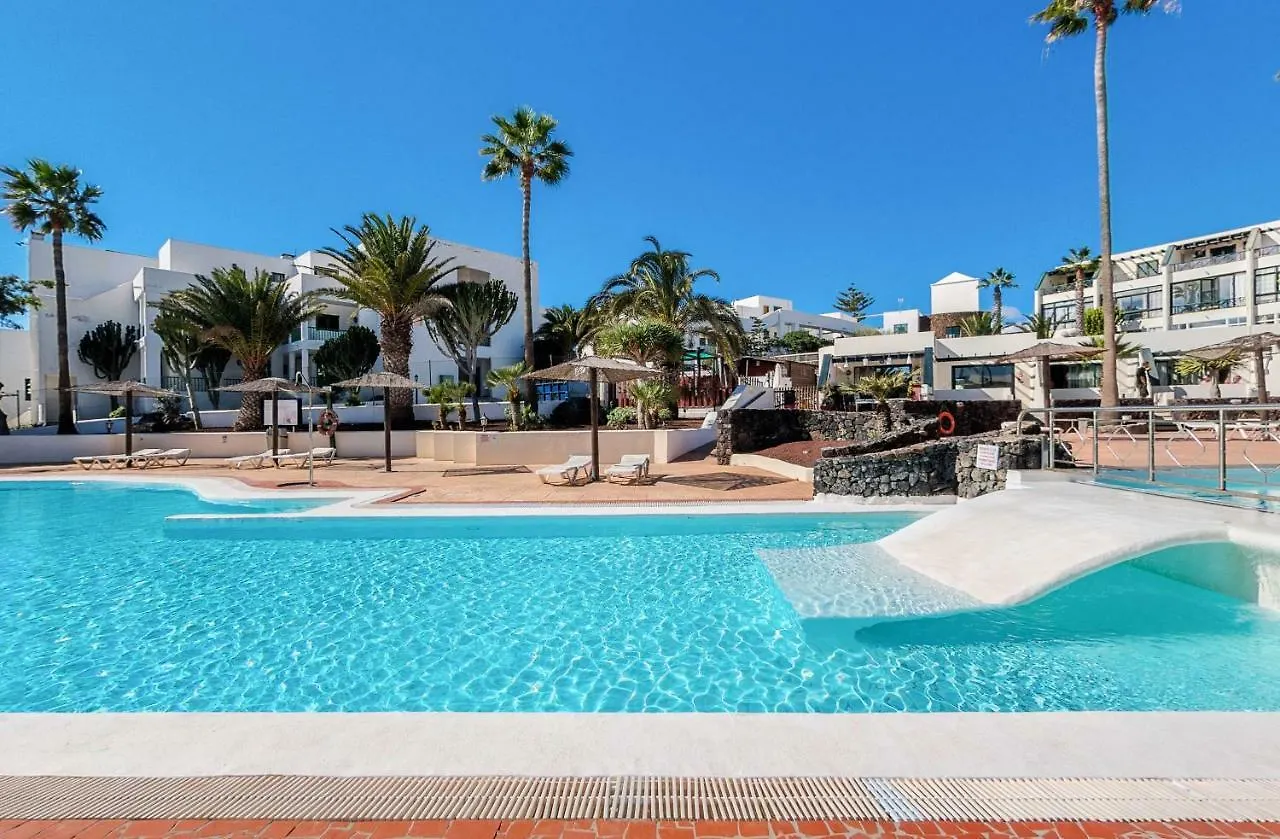 Residence Playa Roca Costa Teguise 0*,